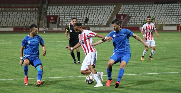 Kahramanmaraşspor, sahasında Tuzlaspor ile 2-2 berabere kaldı