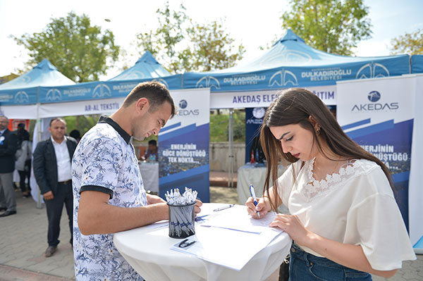 Üniversiteliler Akedaş Dağıtım’a Yoğun İlgi Gösterdi