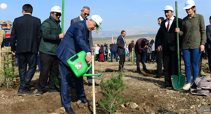 KSÜ’den 11 Milyon Ağaç Kampanyasına Tam Destek