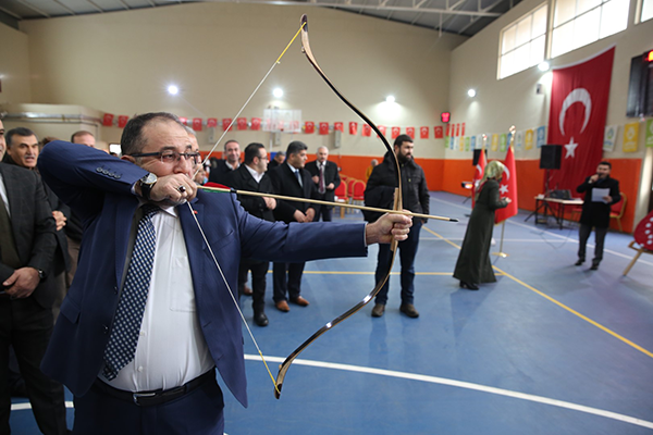 Afşin'de Türk Okçuluğu Kursu Açıldı