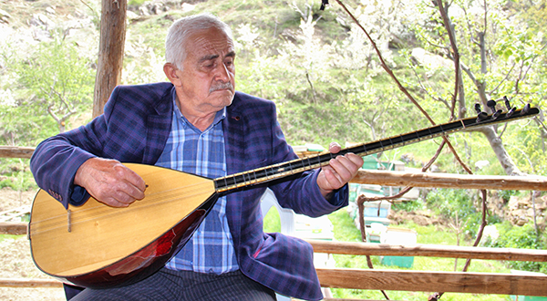 Göksunlu Ozan Ayar'ın "Hasretim Dağlar" adlı ilk şiir kitabı yayımladı