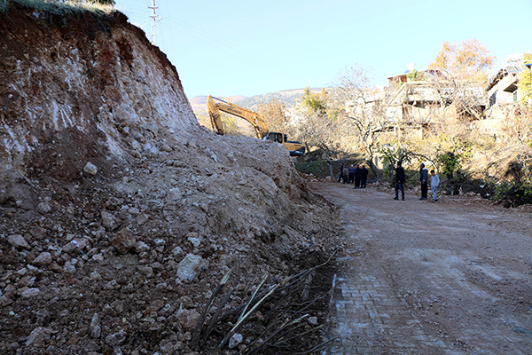 Gafarlı’da Sorunlu Yol Düzeltiliyor