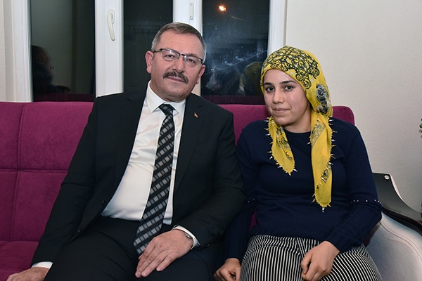 Başkan Aydın, Betül'ün Bir Talebini Daha Yerine Getirdi