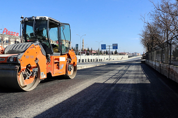 Servis Yolları Asfaltlandı