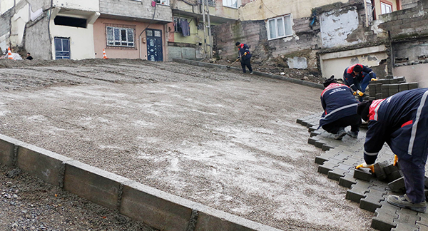 Büyükşehir Belediyesi asfaltlama imkanı