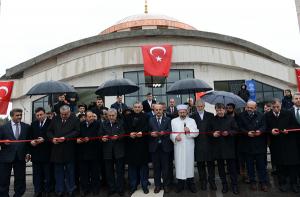 Diyanet İşleri Başkanı Erbaş, Yeni Caminin Açılışını Gerçekleştirdi