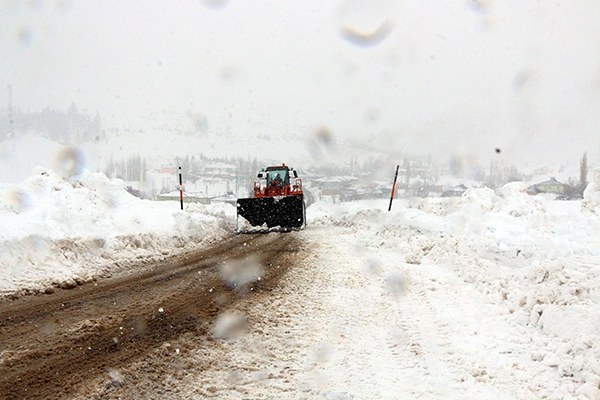 Büyükşehir Belediyesi karla mücadele