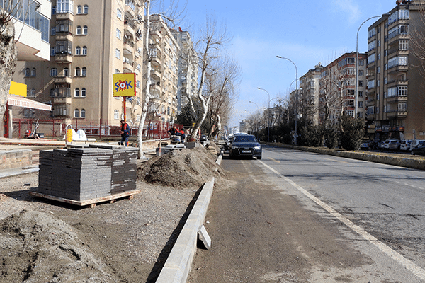 Yürüyüş ve Koşu Yolu Yapılıyor