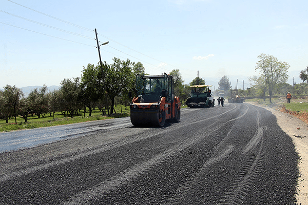 Yeşiltepe Mahallesi’ne sıcak asfalt