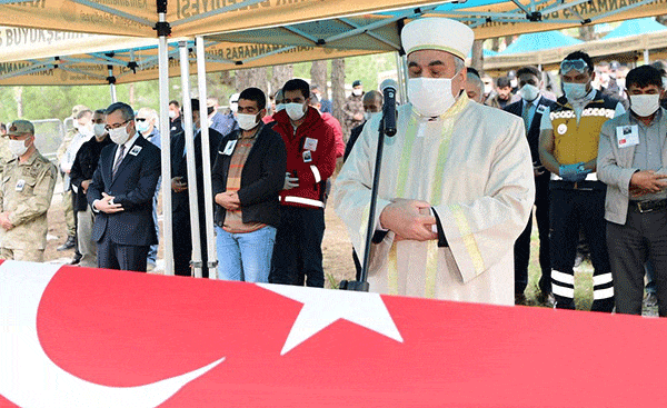 Şehit Uzman Onbaşı Gündeş, son yolculuğuna uğurlandı