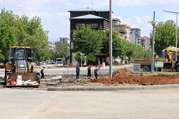 Büyükşehir’den Kavşak Düzenlemesi