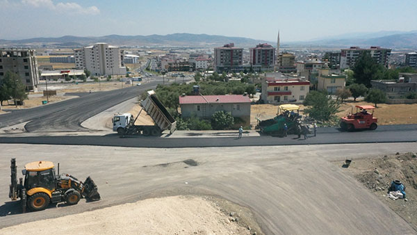 Dulkadiroğlu kamu külliyesi yolu tamamlanıyor