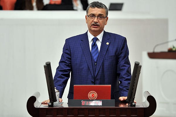 TBMM İçişleri Komisyon Başkanı Celalettin Güvenç, 15 Temmuz Demokrasi ve