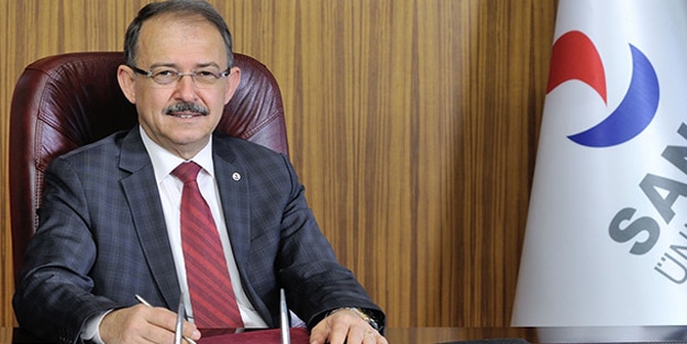 SANKO ÜNİVERSİTESİ REKTÖRÜ PROF. DR. GÜNER DAĞLI “BAYRAMLAR, PAYLAŞMANIN EN GÜZEL ÖRNEKLERİNİN YAŞANDIĞI GELENEKLERİMİZDEN BİRİDİR”