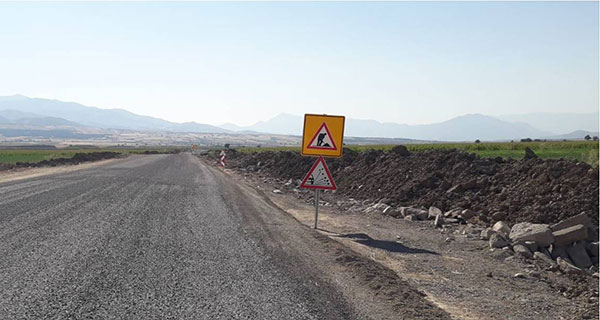 Önsen Yoluna Trafik Levhaları Dikildi