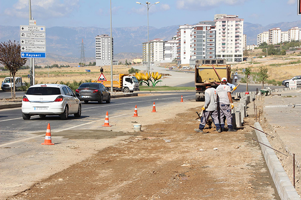 Büyükşehir, Turgut Özal Bulvarı