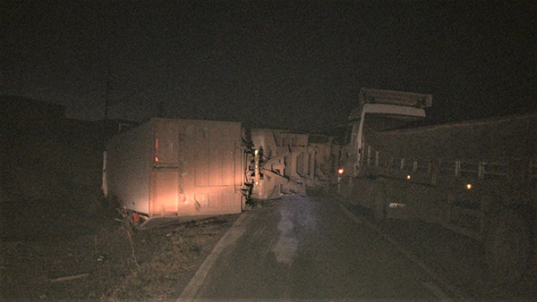 Kahramanmaraş’ta feci kaza tır 2 otomobili biçti: 4 yaralı