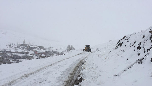 Kahramanmaraş’ta 130 mahalleye ulaşım sağlanamıyor