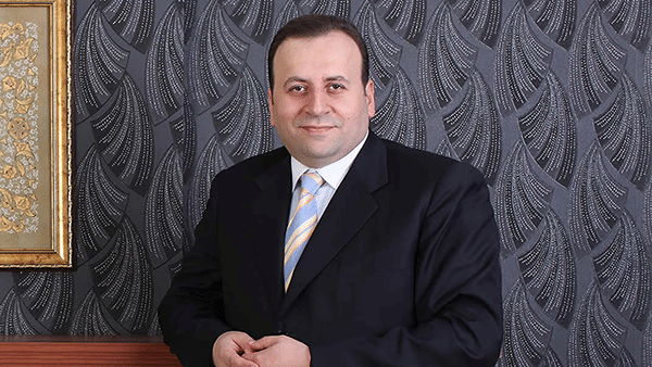Aşı listesinde, hizmetin sürdürülmesi için öncelikli sektörler sıralamasında Barolar Birliği’nin