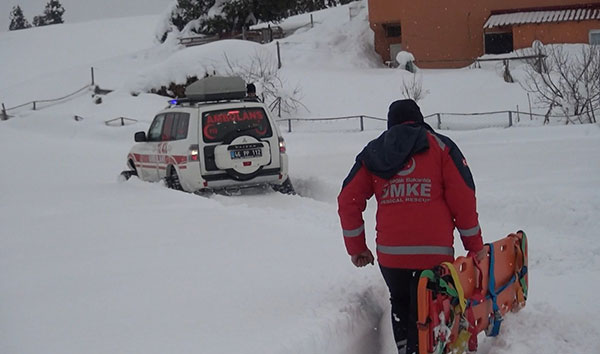 Rahatsızlanan Kalp Hastasına Paletli Ambulansla Ulaşıldı