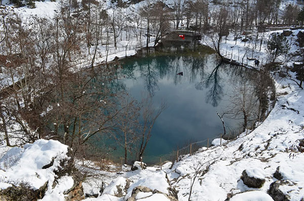 Kahramanmaraş’ın saklı cenneti ‘Yeşilgöz’ beyaz gelindiğini giydi