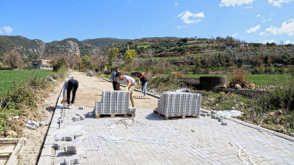 Andırın İlçesine 6 Bin Metrekare Parke Yol