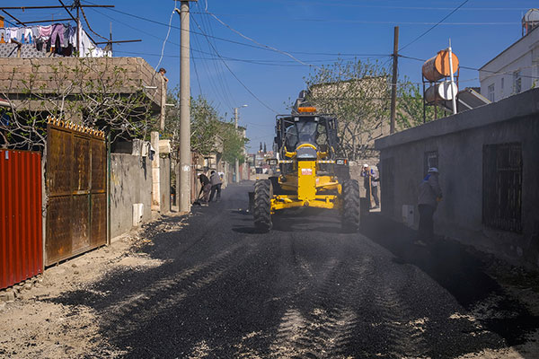 Yaz aylarının gelmesiyle asfalt