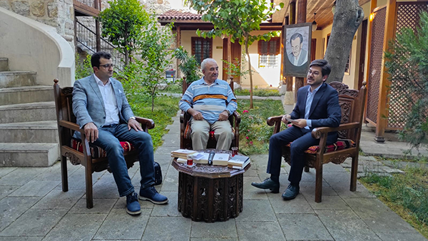 Üstat NFK Edebiyattaki ‘Maraş Ekolü’nün Temel Taşıdır 1 Üstat NFK Edebiyattaki ‘Maraş Ekolü’nün Temel Taşıdır