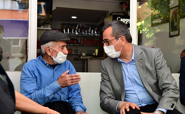 Başkan Güngör: “Katılımcı Belediyeciliği Önemsiyoruz” Onikişubat ilçesinde yer alan Mağralı Mahallesini ve Rıdvan Hoca Vakfı’nı