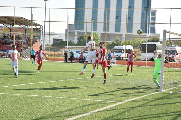 Şanlıurfa Büyükşehir Belediyespor: 2 Türkoğlu Belediyespor: 0