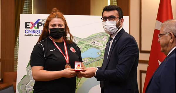 Başkan Mahçiçek’ten Avrupa Halter Şampiyonuna  Ödül 