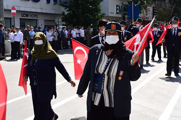 30 Agustos Zafer Bayrami Kutlama Torenleri Cosku Ile Yapildi1