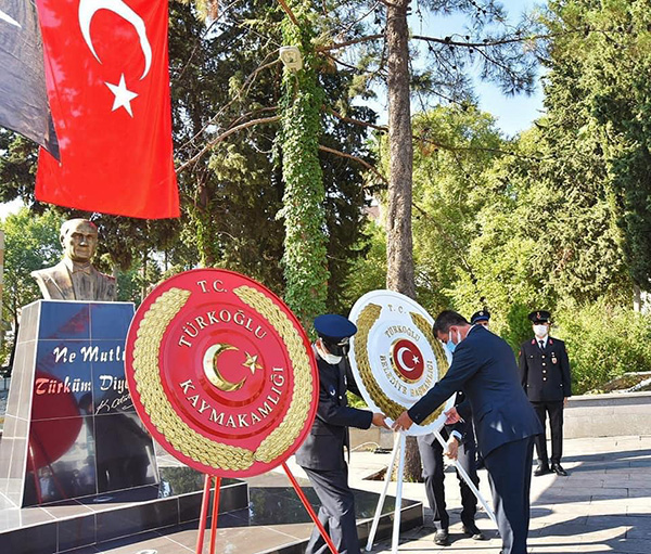 TURKOGLU BELEDIYE BASKANI OSMAN OKUMUS 30 AGUSTOS ZAFER BAYRAMI MESAJI YAYINLADI1