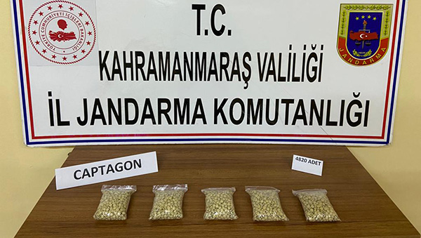Jandarma ekipleri uyuşturucuya geçit vermiyor 1 Jandarma ekipleri uyuşturucuya geçit vermiyor