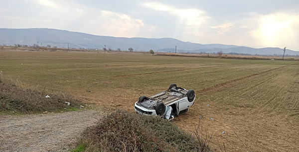 Kahramanmaraş’ta otomobil takla attı  2 yaralı