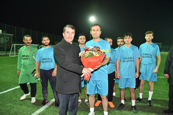 Türkoğlu’nda Mahalleler Arası Futbol Turnuvası Başladı