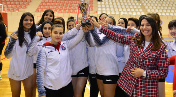 Üniversiteler Arası Voleybol Turnuvası’nda KSÜ madalyaları topladı