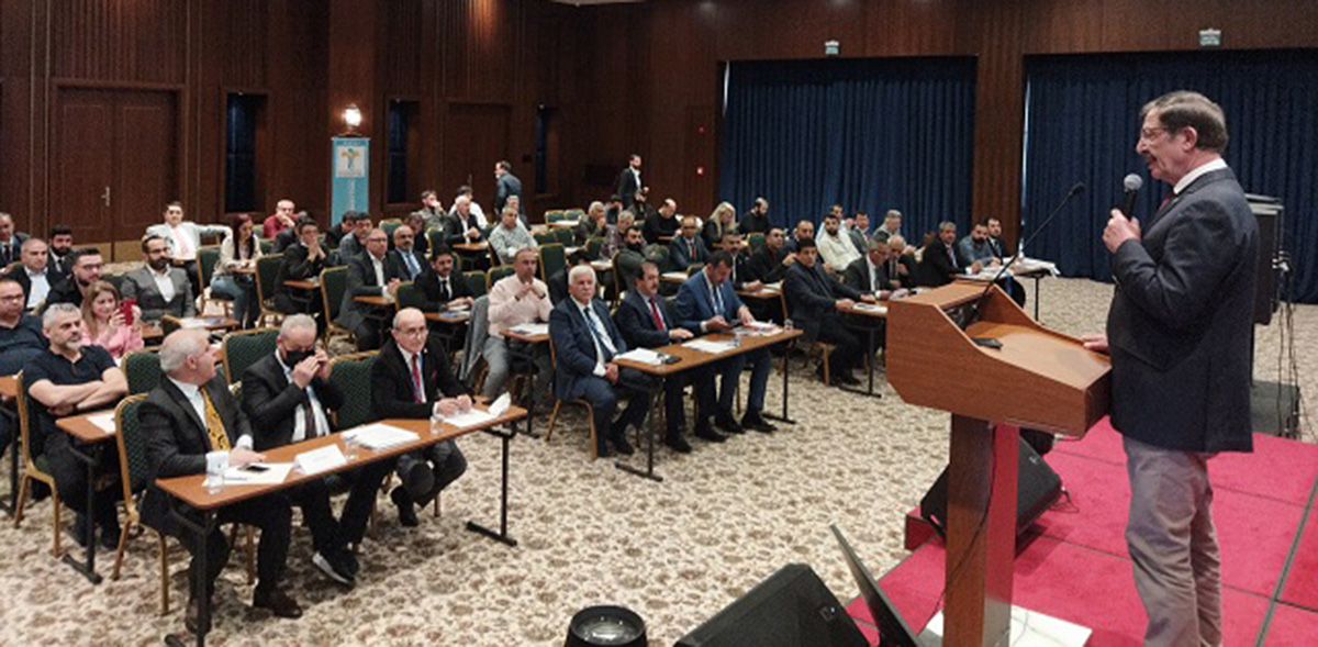 AKDENİZ SÜRÜCÜ KURSLARI TEMSİLCİLERİ MERSİN ÇALIŞTAYINDA Akdeniz Sürücü Kursları ve Eğitimcileri Federasyonu (ASKEF) ‘nun organize ettiği