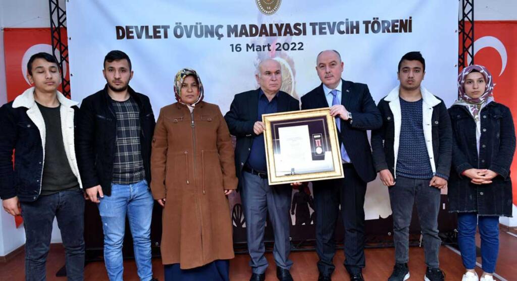 Şehit Ailelerine ve GazilereDevlet Övünç Madalyaları Takdim Edildi