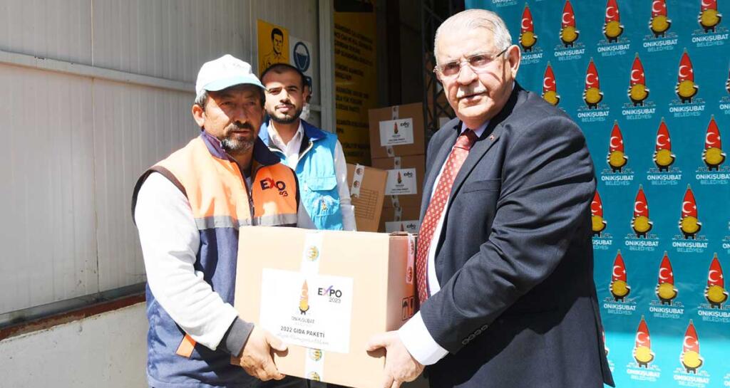 Başkan Mahçiçek, 450 saha personelini Unutmadı