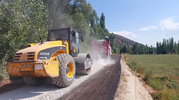 Göksun’da 24 Kilometrelik Yol Büyükşehir’le Yenilendi