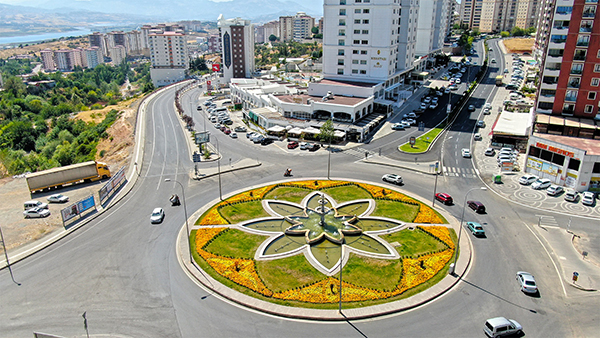 Büyükşehir Belediyesi tarafından kavşak