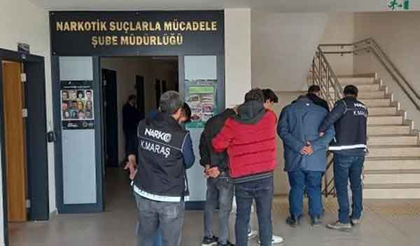 Kahramanmaraş’ta Uyuşturucudan 4 Kişi Tutuklandı Kahramanmaraş’ta polis ekipleri tarafından yapılan