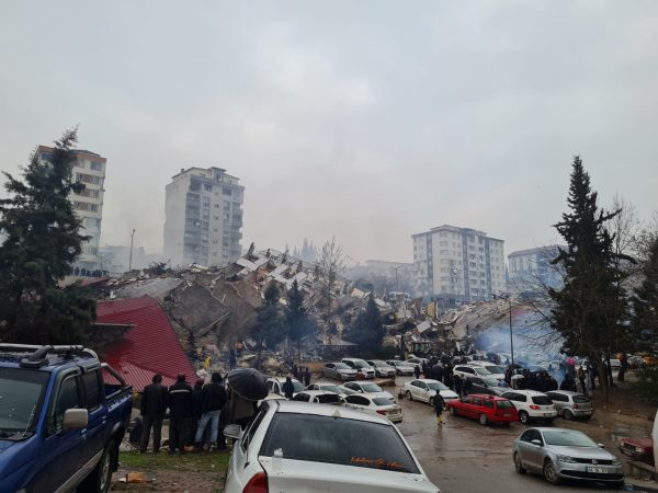 Afşin Belediyesi Deprem Seferberliğinde