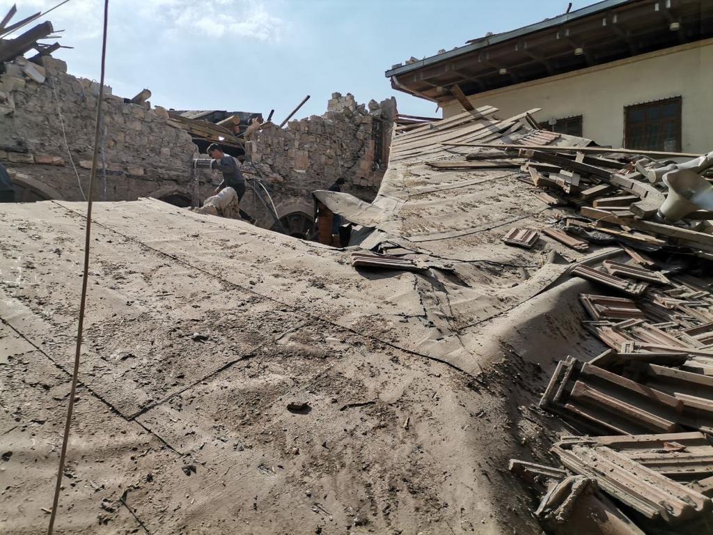 Tarihi Saraçhane Camii yerle bir oldu Kahramanmaraş’ta meydana gelen deprem