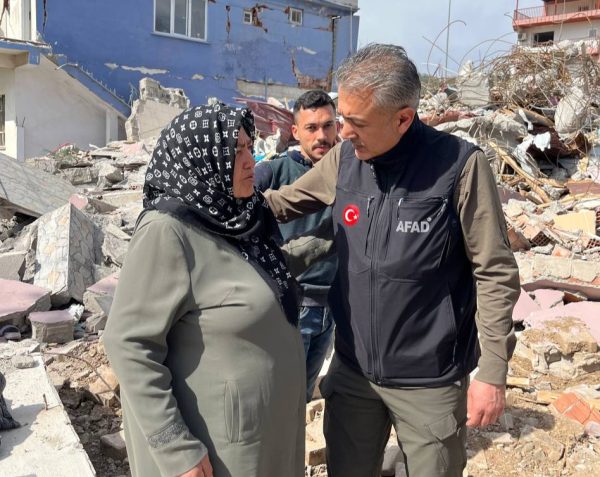 Koordinatör Vali Akkoyun Agette zarar gören okullarda inceleme yaptı