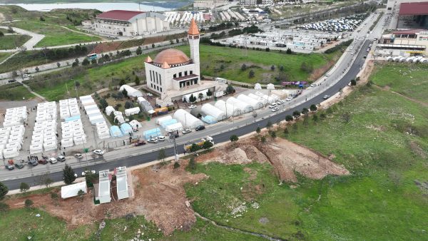 Büyükşehir Hastane Yolunu Yeniledi