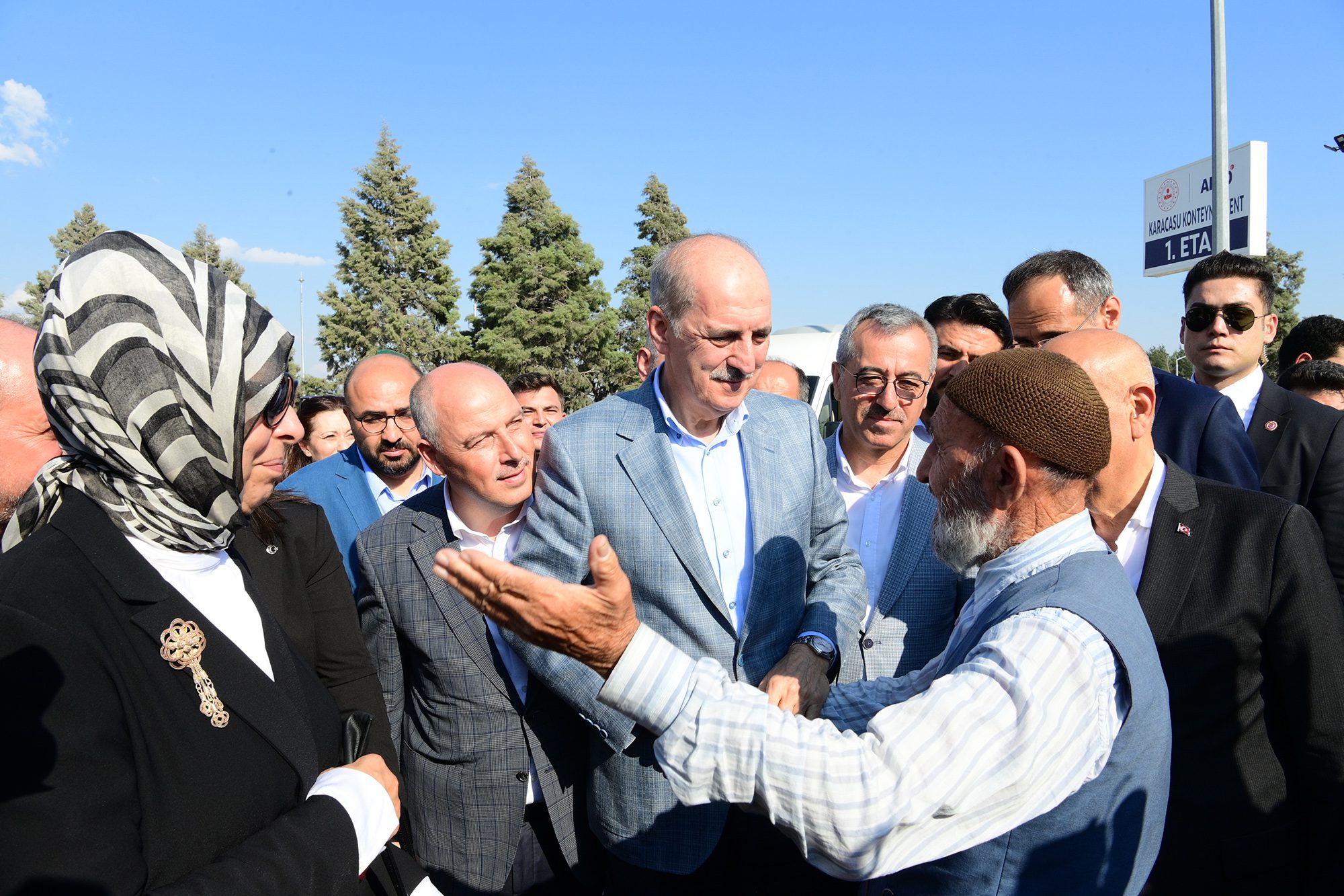 Büyükşehir Belediye Başkanı Hayrettin Güngör, bayram ziyareti dolayısıyla Kahramanmaraş’a gelen