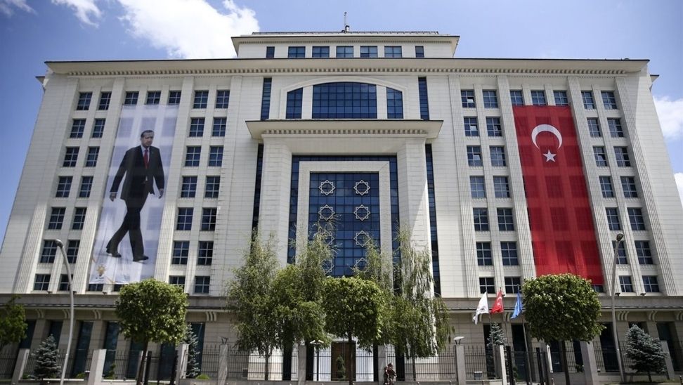 AK Parti MKYK toplantısı sona erdi. Toplantıda, AK Parti Olağanüstü