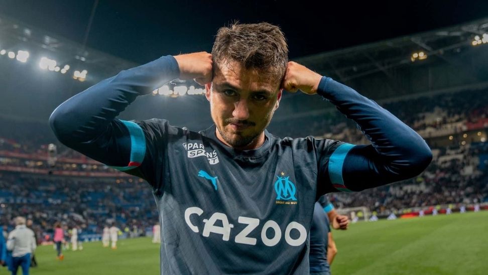 Cengiz Ünder Adım Adım Fenerbahçe’ye Fenerbahçe, sosyal medya hesabından yaptığı paylaşımla Cengiz Ünder transferini duyurmaya